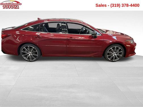 2022 Toyota Avalon Touring
