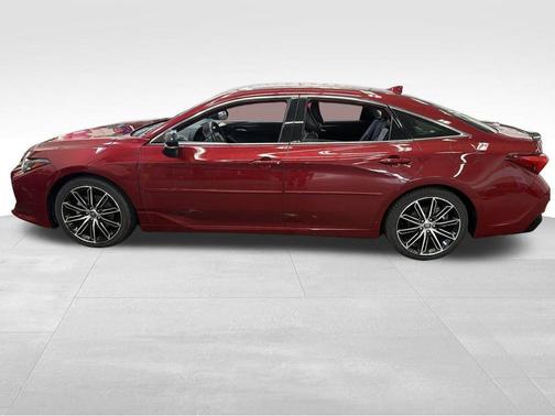 2022 Toyota Avalon Touring