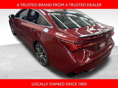 2022 Toyota Avalon Touring