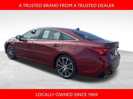2022 Toyota Avalon Touring