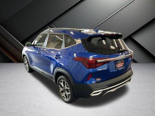 2022 Kia Seltos EX