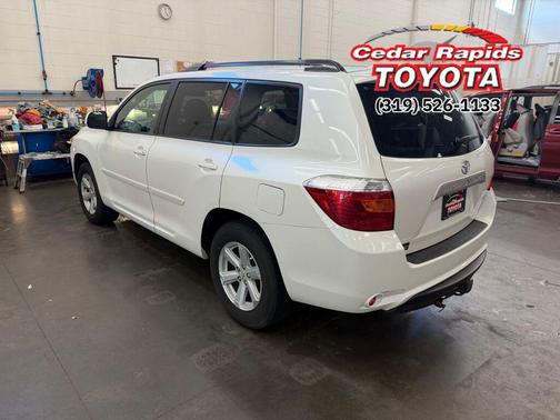 2010 Toyota Highlander SE