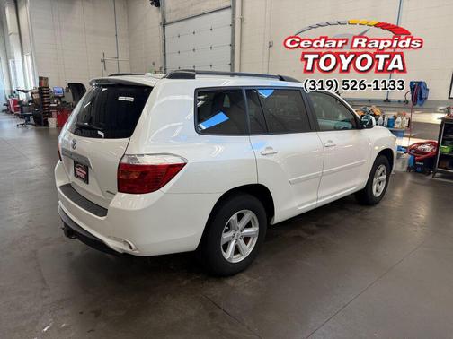 2010 Toyota Highlander SE