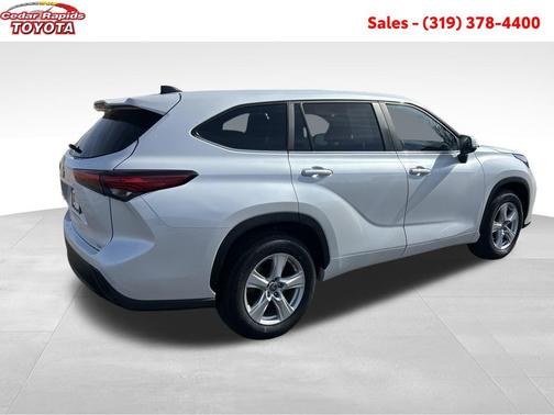 2023 Toyota Highlander LE