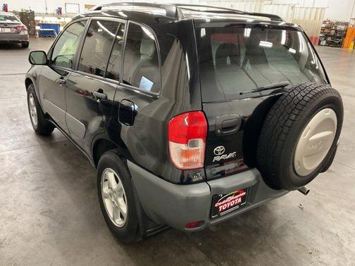 2001 Toyota RAV4 Base