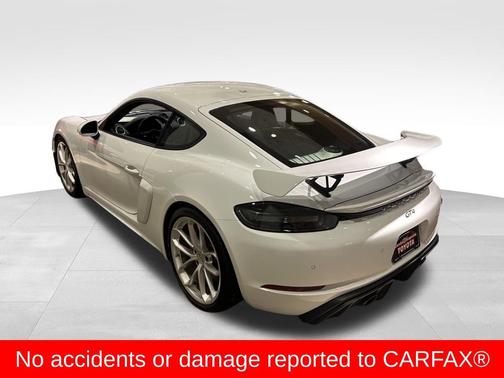 2022 Porsche 718 Cayman GT4