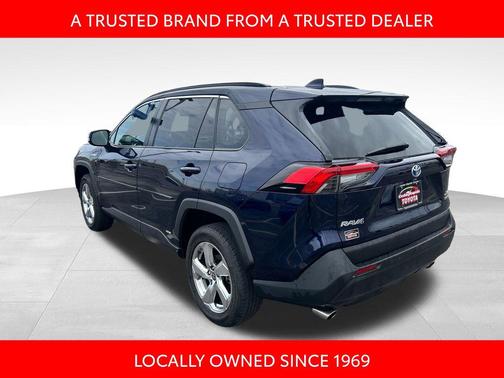 2021 Toyota RAV4 Hybrid XLE Premium