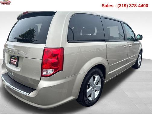 Cashmere Pearl 2013 Dodge Grand Caravan SE