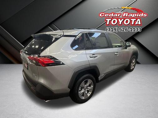 2025 Toyota RAV4 Hybrid XLE