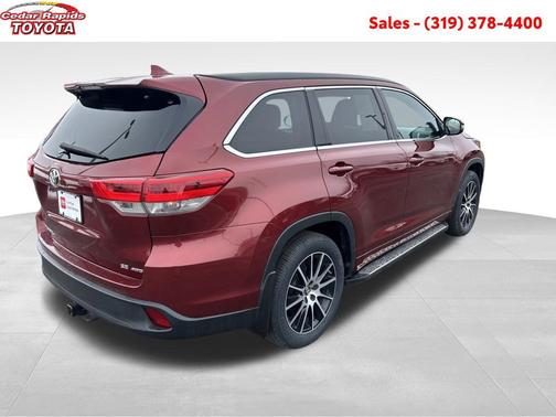 2018 Toyota Highlander SE
