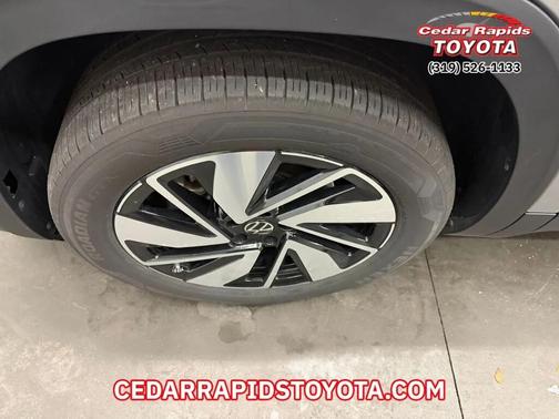 2024 Volkswagen Atlas 2.0T SE w/Technology 4MOTION