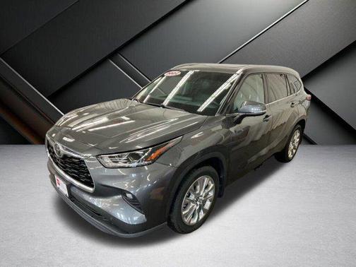 2022 Toyota Highlander Limited
