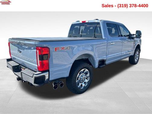Glacier Gray Metallic Tri-Coat 2024 Ford F-250 Lariat