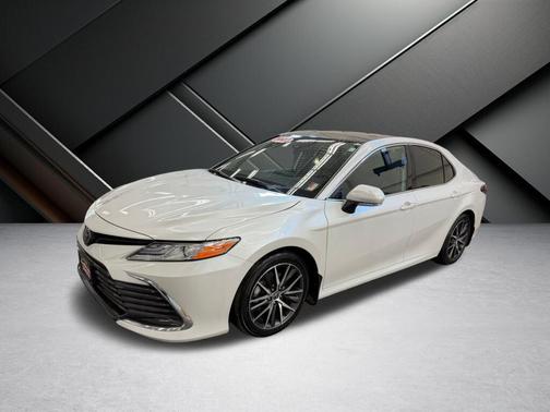 2023 Toyota Camry XLE
