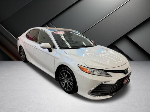 2023 Toyota Camry XLE