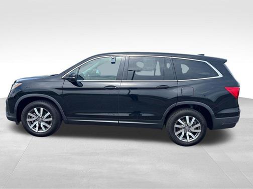 Crystal Black Pearl 2019 Honda Pilot EX-L