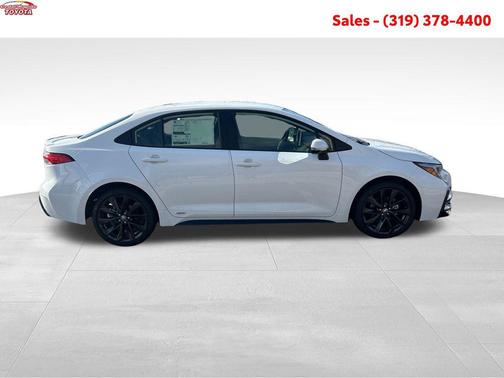 Ice Cap 2026 Toyota Corolla Hybrid SE