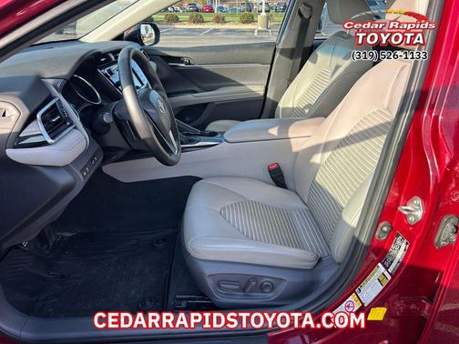 2018 Toyota Camry SE