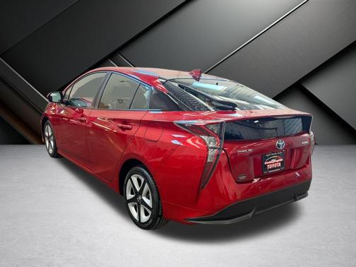 2018 Toyota Prius Four Touring