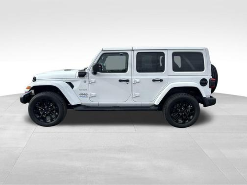 2022 Jeep Wrangler Unlimited 4xe Sahara