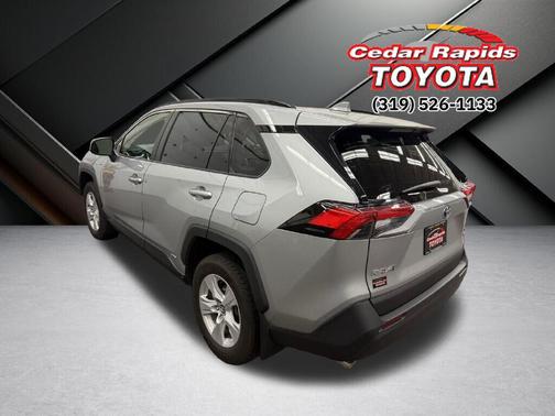 2020 Toyota RAV4 Hybrid XLE