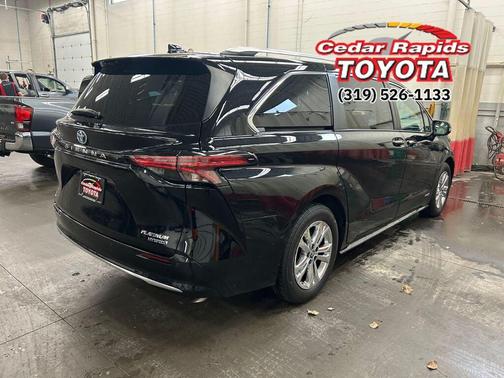 2021 Toyota Sienna Platinum