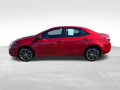 Barcelona Red Metallic 2016 Toyota Corolla S Plus