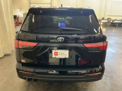 2023 Toyota Sequoia Base