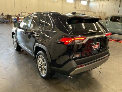2025 Toyota RAV4 Limited