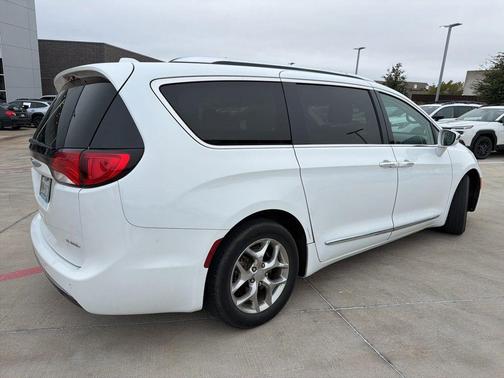 2018 Chrysler Pacifica Limited