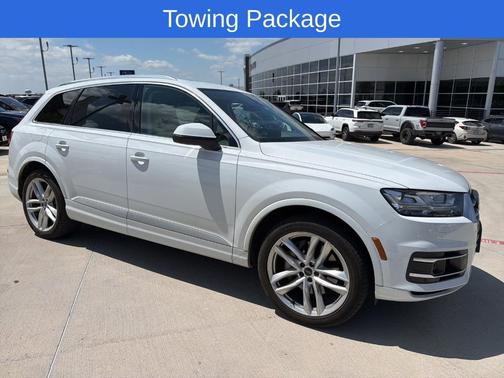Glacier White Metallic 2017 Audi Q7 3.0T Prestige