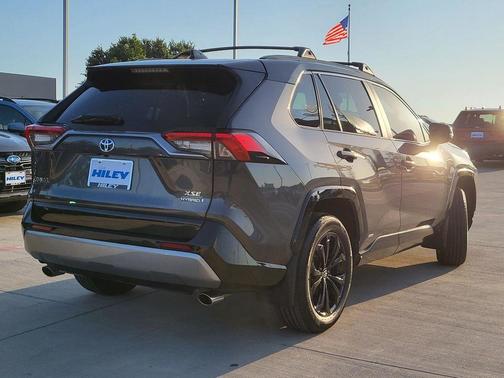 2024 Toyota RAV4 Hybrid XSE