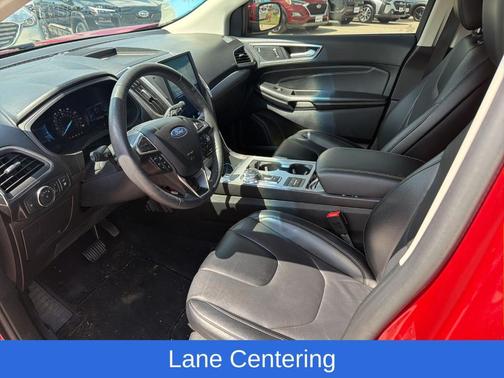 Rapid Red Metallic Tinted Clearcoat 2022 Ford Edge Titanium