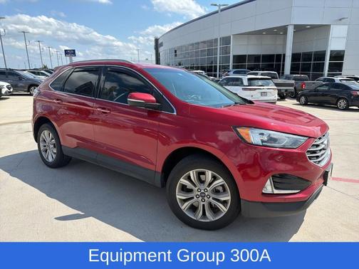 Rapid Red Metallic Tinted Clearcoat 2022 Ford Edge Titanium