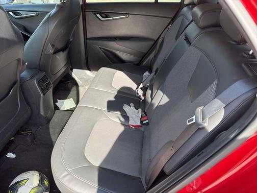 2023 Kia Niro EX Touring