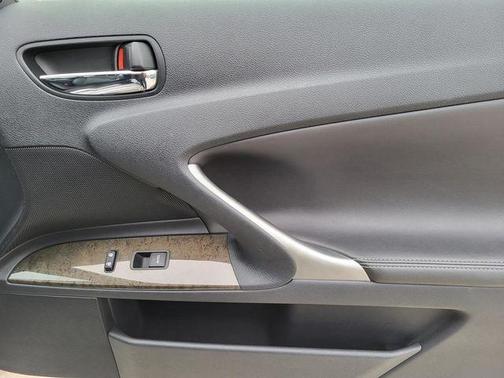 2011 Lexus IS 250C Base