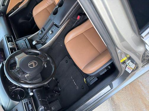 2017 Lexus IS 200t Base