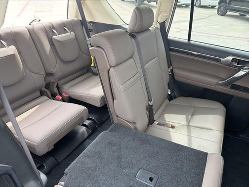 2023 Lexus GX 460 Base