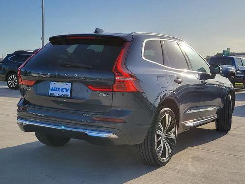 2022 Volvo XC60 B6 Inscription