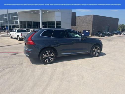 2022 Volvo XC60 B6 Inscription