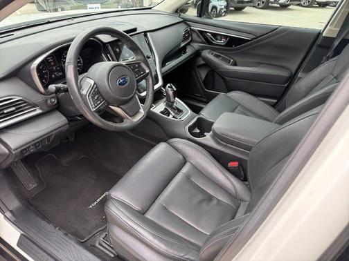 Crystal White Pearl 2023 Subaru Outback Touring XT