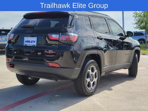 Diamond Black 2022 Jeep Compass Trailhawk