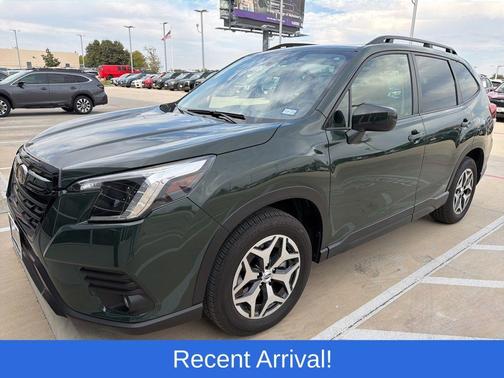 2024 Subaru Forester Premium
