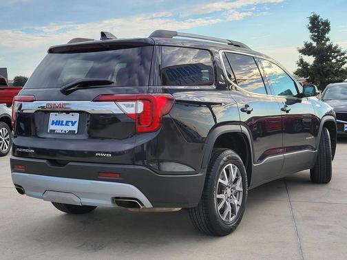 2020 GMC Acadia SLT