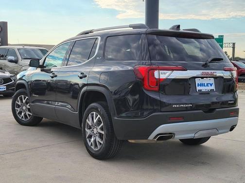 2020 GMC Acadia SLT