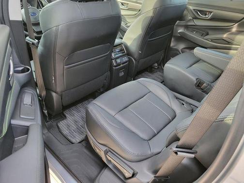 2025 Subaru Ascent Onyx Edition Touring