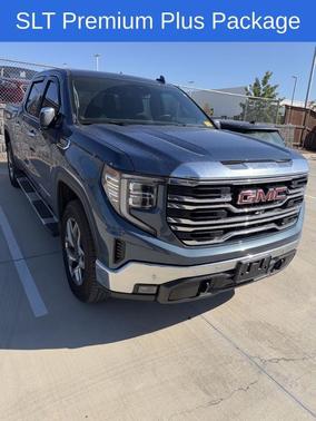 2024 GMC Sierra 1500 SLT