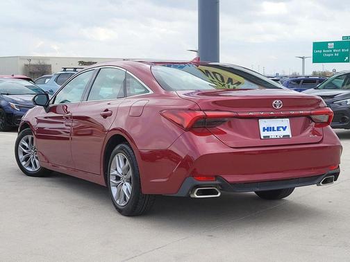 2022 Toyota Avalon XLE