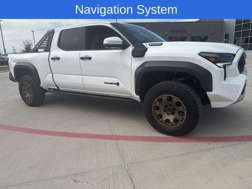 2025 Toyota Tacoma Hybrid TRAILHUNTER
