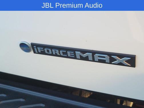 2025 Toyota Tacoma Hybrid TRAILHUNTER